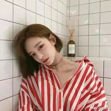 萝拉 封面